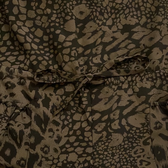 Guess short jumpsuit women - Picture 7 of 7